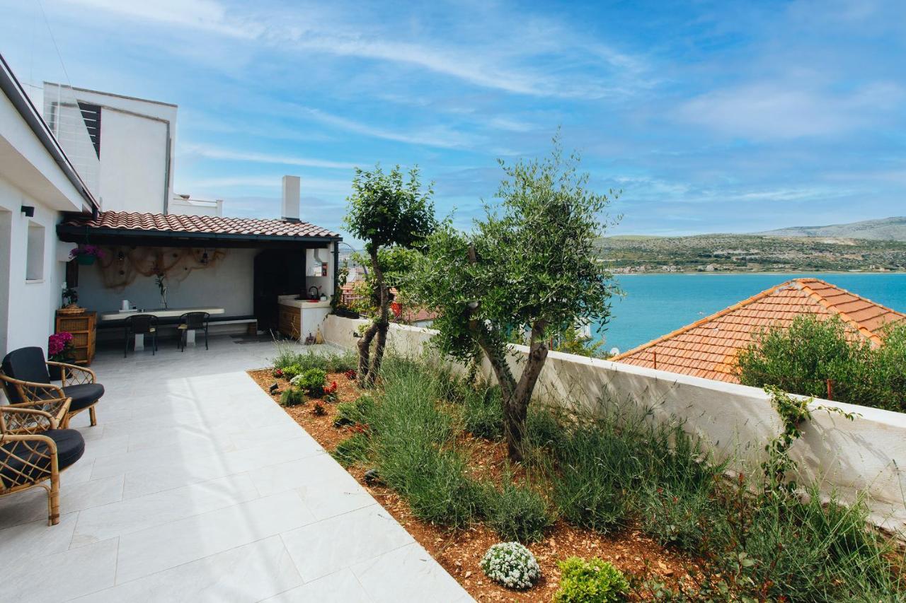 Villa Magna - Seaside With Pool And Sauna *