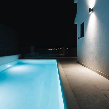 Villa Magna - Seaside Villa With Pool And Sauna Trogir Exterior photo